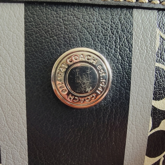 Coach F15137 Chelsea Heritage Stripe Signature Black White Coated Canvas Tote - Picture 3 of 14